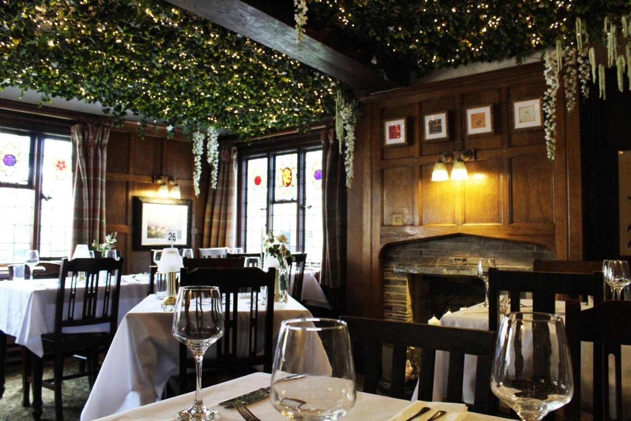 The Lion Hotel Buckden  Exterior foto