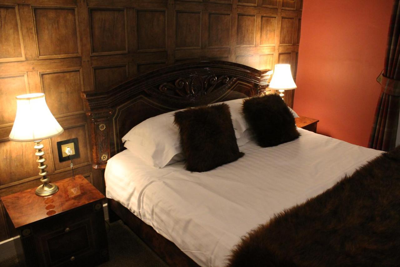 The Lion Hotel Buckden  Exterior foto