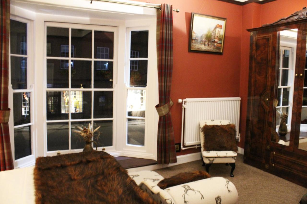 The Lion Hotel Buckden  Exterior foto